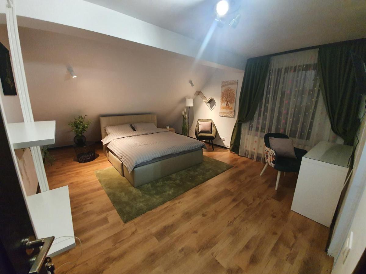 Pensiunea Relax Curtea de Argeş Eksteriør bilde